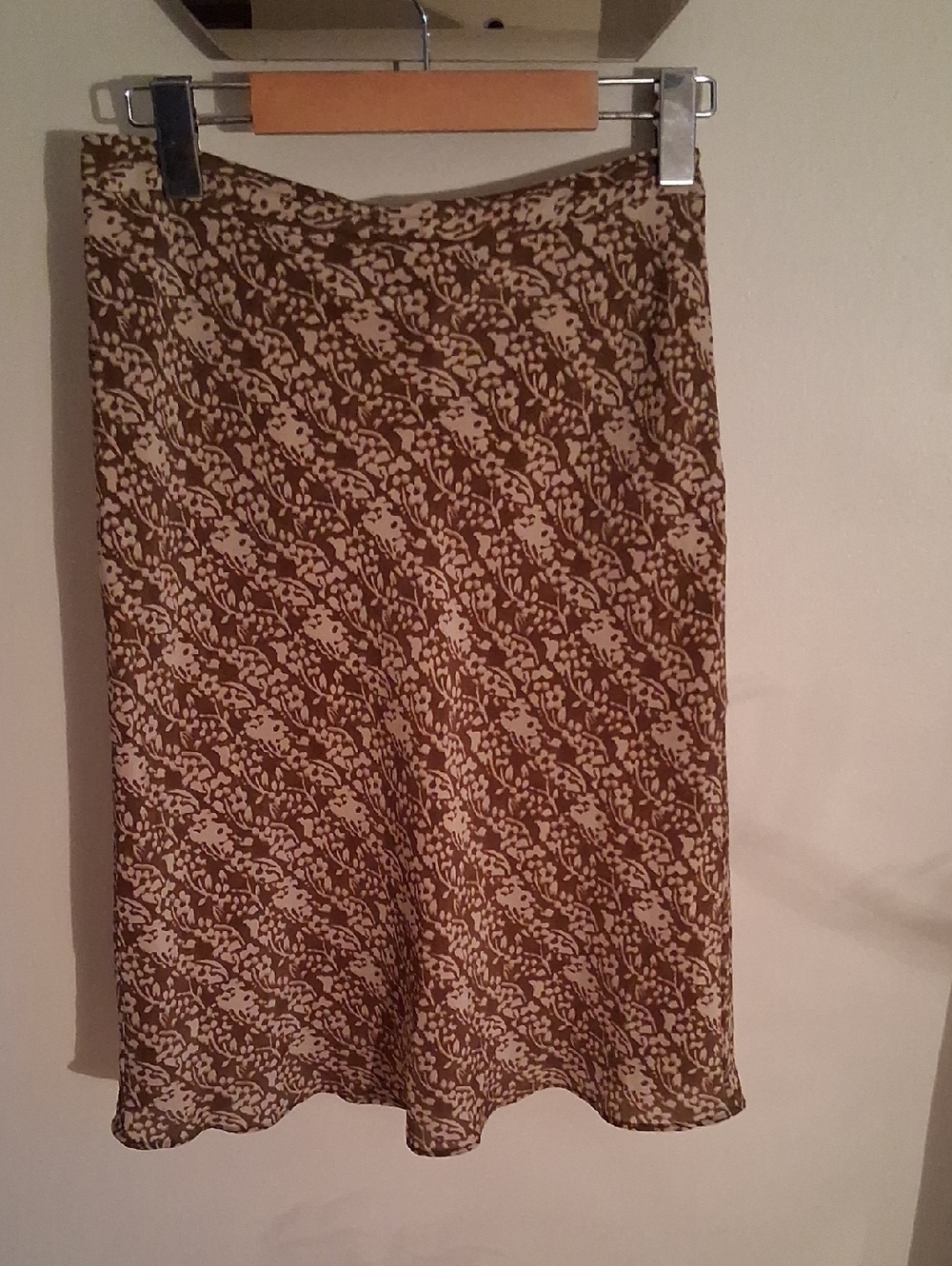 Banana Republic Brown and Cream Printed A-Line Skirt